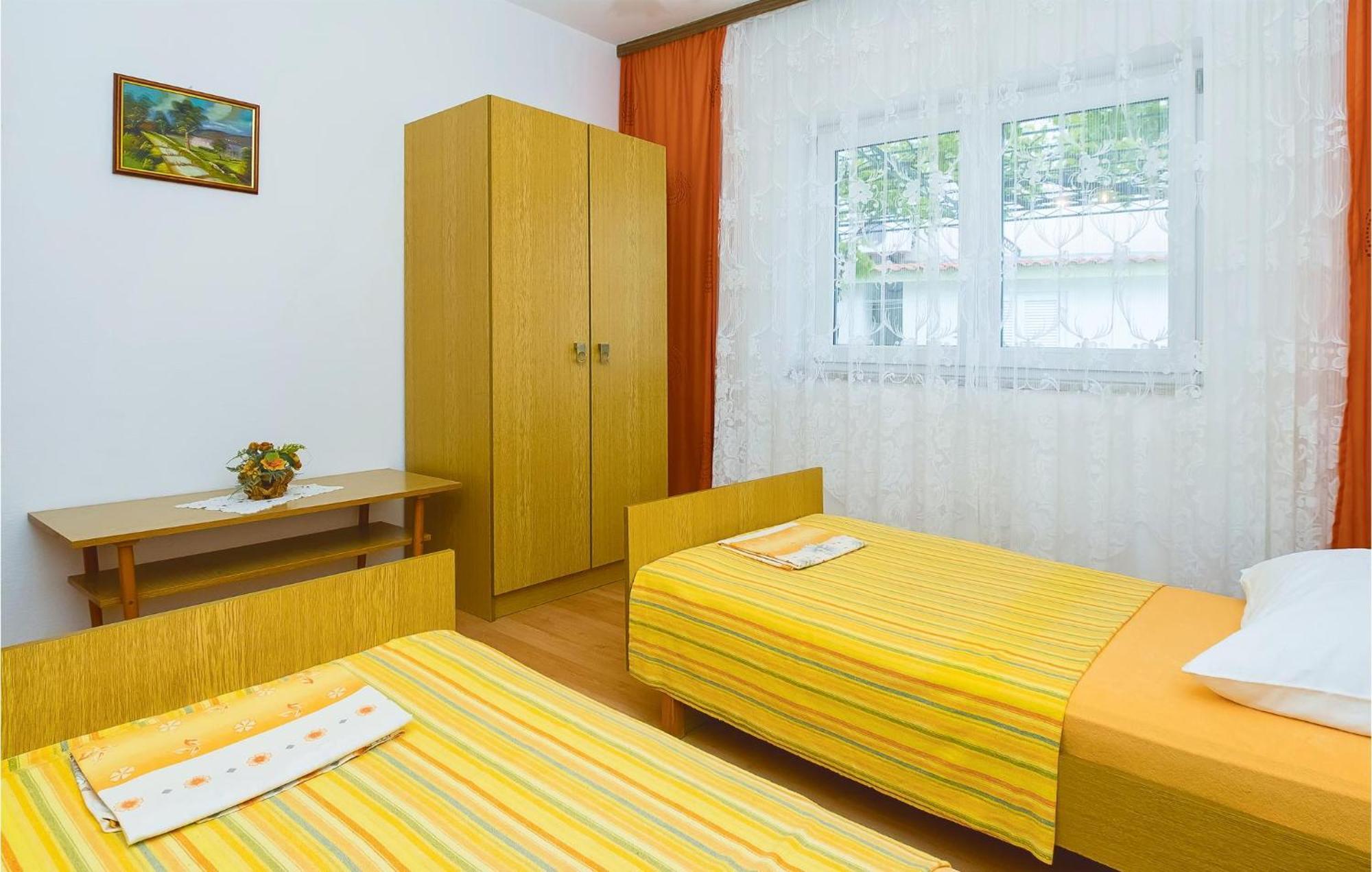 Beautiful Apartment In Omis With Wifi Luaran gambar