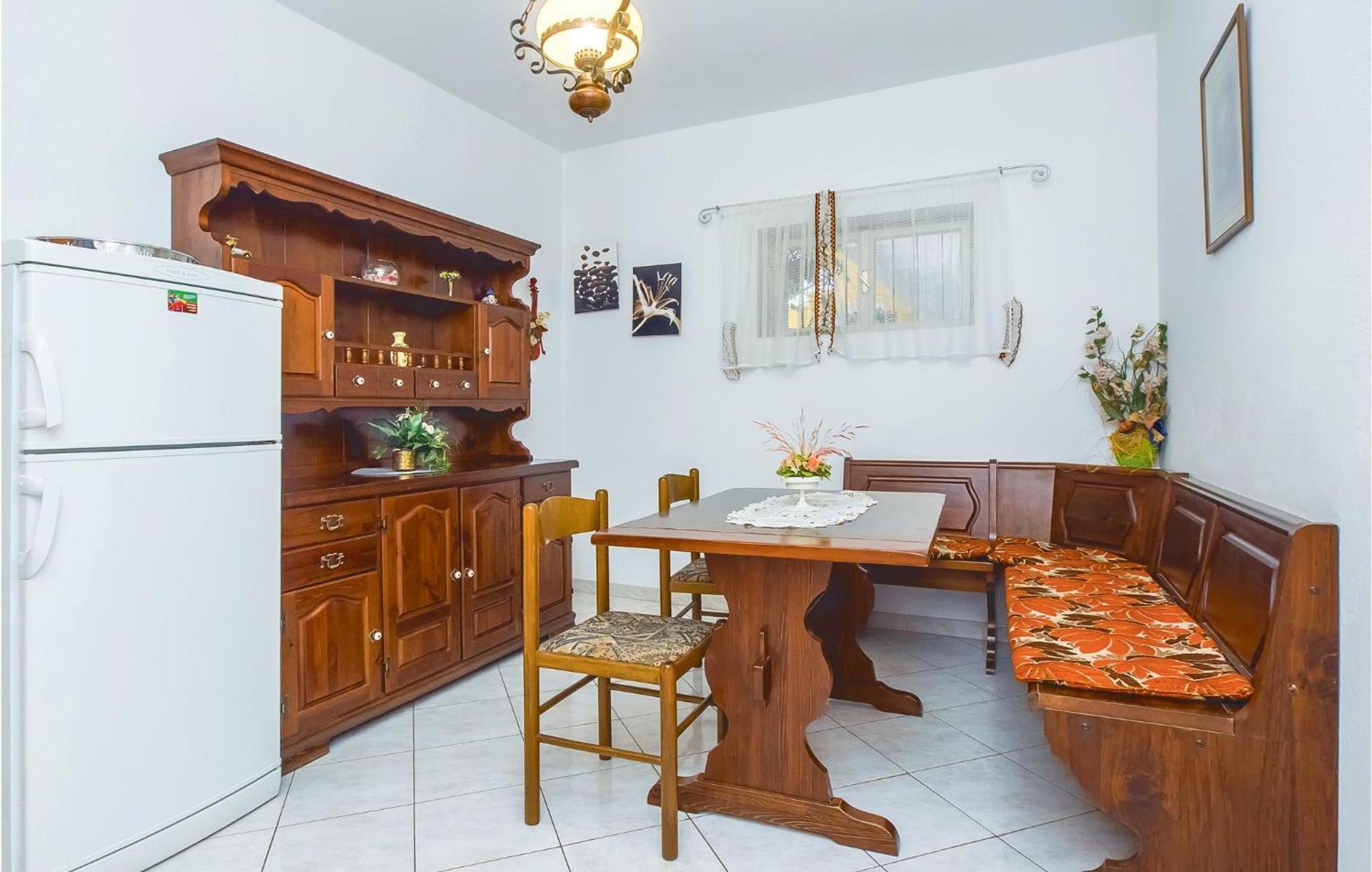 Beautiful Apartment In Omis With Wifi Luaran gambar