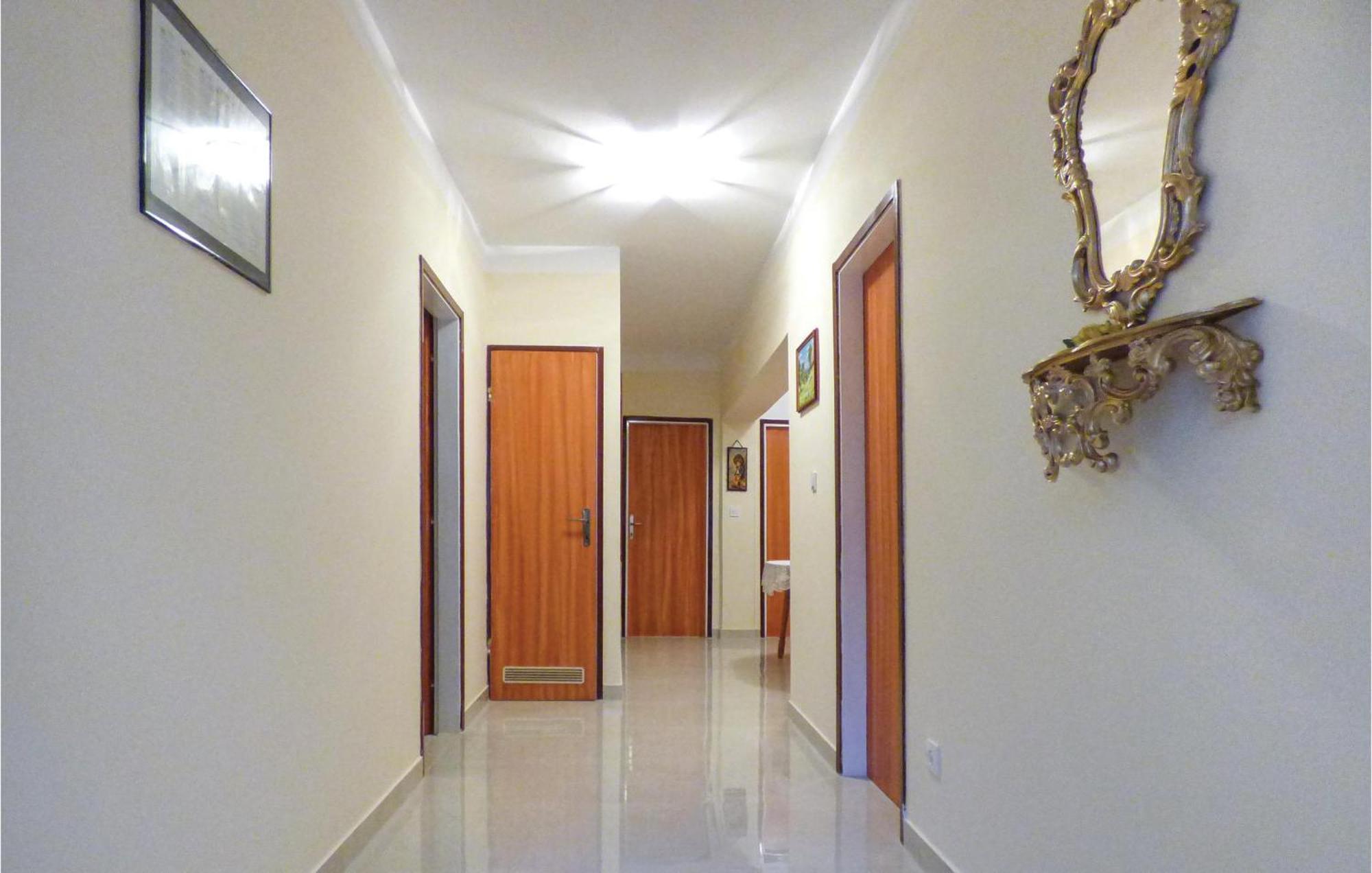 Beautiful Apartment In Omis With Wifi Luaran gambar